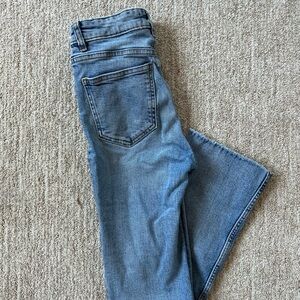 Size 2 (24) ZARA jeans. High waisted flare.
